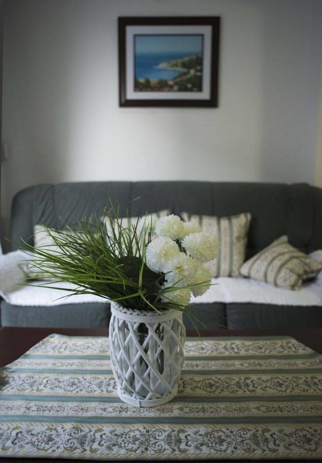 Porodicni Apartment Sveti Stefan Luaran gambar